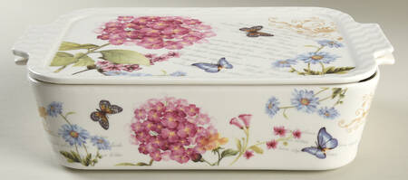 Hydrangea Rectangular Baker & Lid