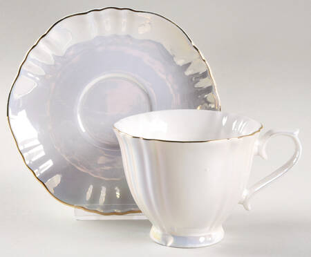 White Gold Breeze Footed Cup & Saucer Set