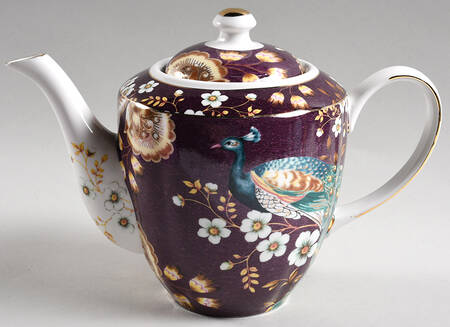 Peacock Lotus Garden Teapot & Lid