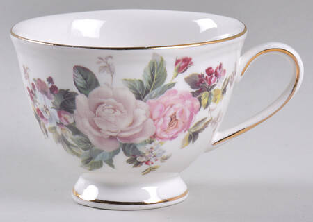 Winter Rose Flat Cup