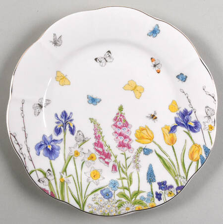 Butterfly Tulip Scallop by Grace's Teaware