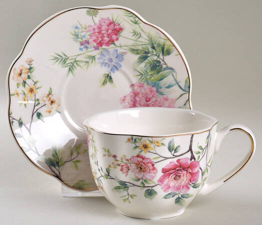 Camellia Hydrangea Flat Cup & Saucer Set