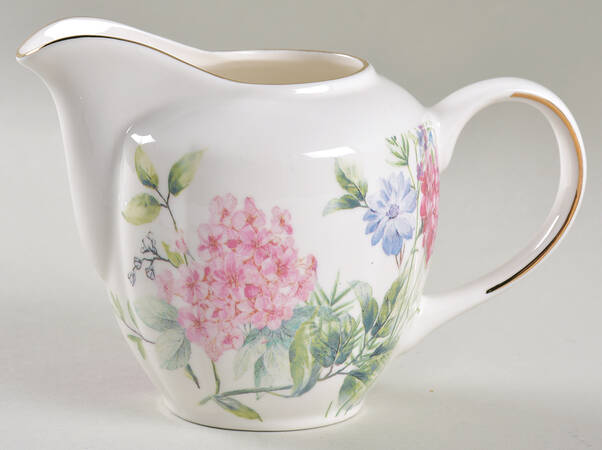 Camellia Hydrangea Creamer