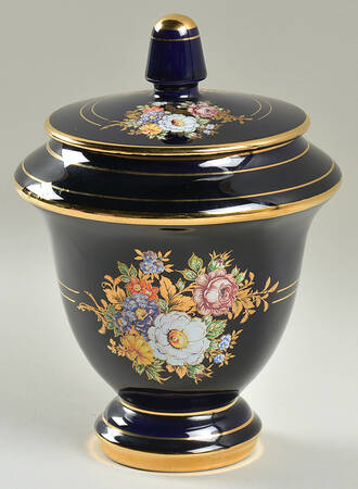GR113 Footed Candy Dish & Lid