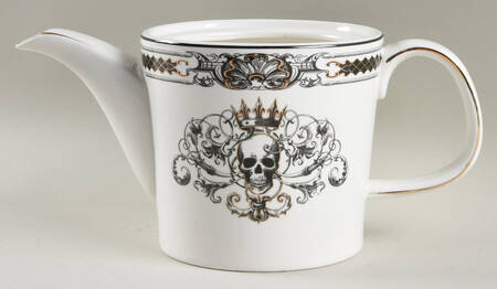 Lattice Skull with Crown Teapot No Lid