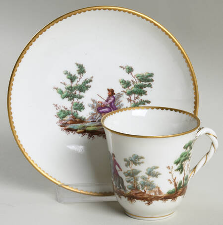 GIN401 Flat Demitasse Cup & Saucer Set