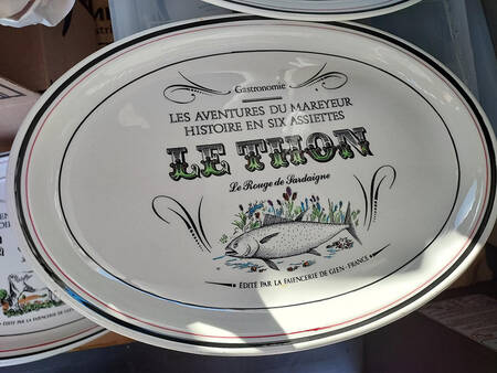 Les Aventures Du Mareyeur 12" Oval Serving Platter