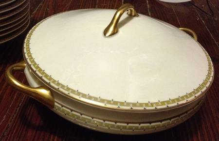 Albany Round Covered Vegetable