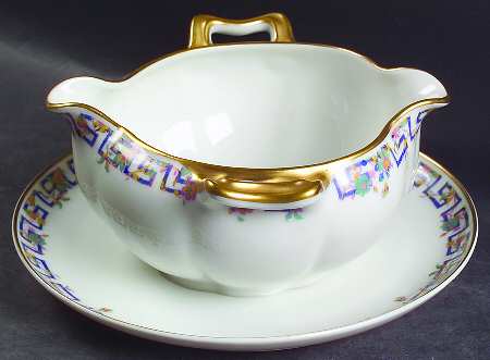 Algonquin Gravy Boat with Attached Underplate