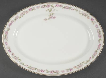 The Amstel 13" Oval Serving Platter