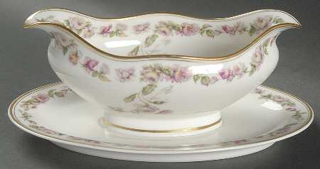 The Amstel Gravy Boat with Attached Underplate