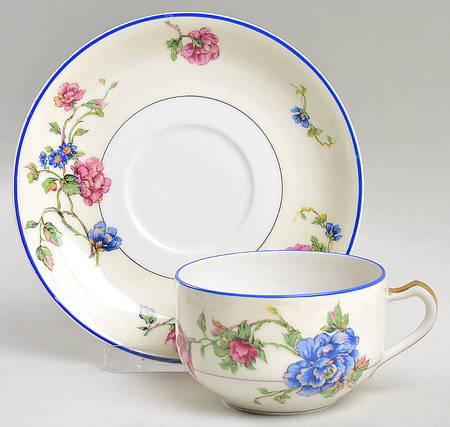 Angelo Flat Cup & Saucer Set