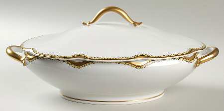 Anjou Oval Covered Vegetable
