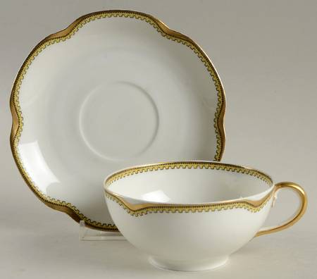 Anjou Flat Cup & Saucer Set