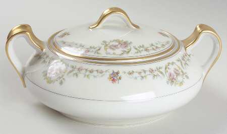 Antoinette Sugar Bowl & Lid