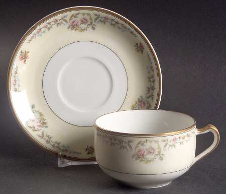 Antoinette Flat Cup & Saucer Set
