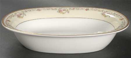 Antoinette 9" Oval Vegetable Bowl