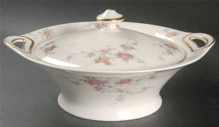 Antoine Round Covered Vegetable