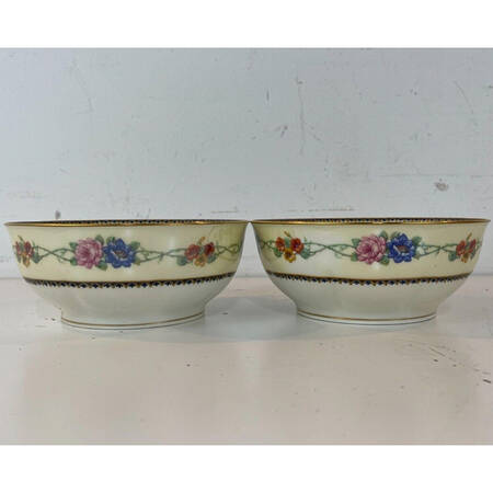 Aquitania Cranberry Bowl