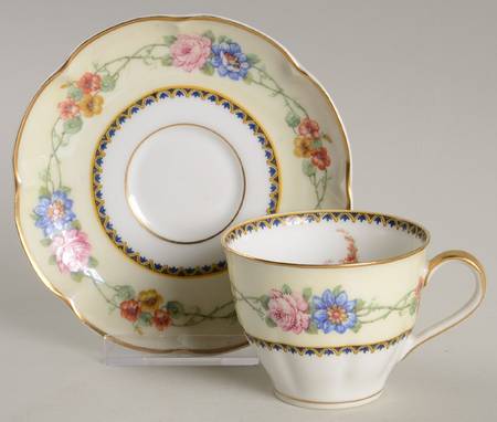 Aquitania Flat Demitasse Cup & Saucer Set