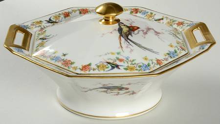Arcadia (France With Birds) Round Covered Vegetable