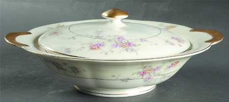 Arcadia (New York) Round Covered Vegetable