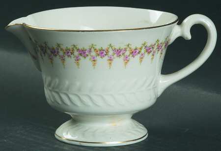 Ashley (Regent's Park Shape) Creamer