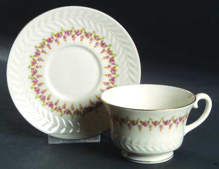 Ashley (Regent's Park Shape) Footed Cup & Saucer Set