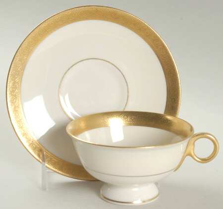 Athens Footed Cup & Saucer Set