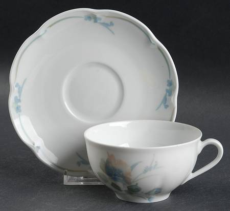 Auteuil Flat Cup & Saucer Set