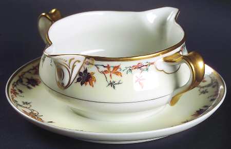 Autumn Gravy Boat with Attached Underplate
