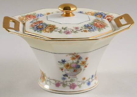 Azay Le Rideau Sugar Bowl & Lid