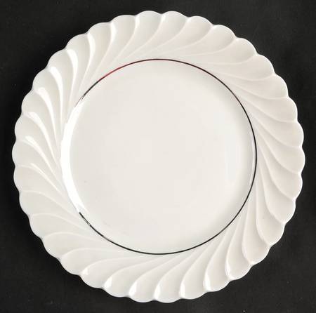 Beaucaire (Platinum Inner Ring) Bread & Butter Plate