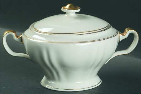 Beekman Sugar Bowl & Lid