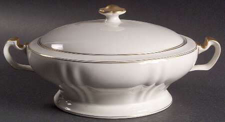Beekman Round Covered Vegetable