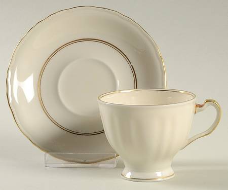 Beekman Footed Demitasse Cup & Saucer Set