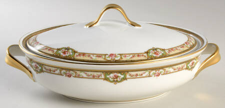 Belfort Oval Covered Vegetable