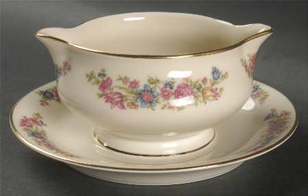 Belvedere Gravy Boat with Attached Underplate