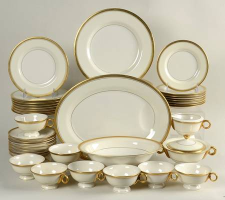 Berkeley 45 Piece Estate Set