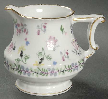 Blue Bell Creamer