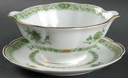 Bonneval (White, Isle De France Shape) Round Gravy Boat/Attached Underplate