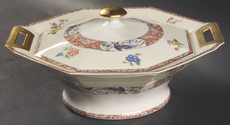 Bourbon Octagonal Covered Vegetable