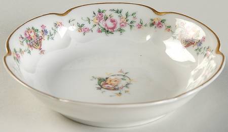 Bouquet (Flowers In Urn) Fruit/Dessert (Sauce) Bowl