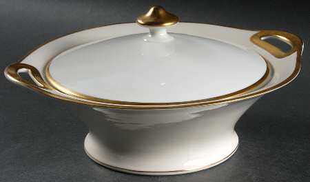 Branford Round Covered Vegetable