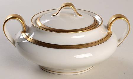 Breton (France) Sugar Bowl & Lid