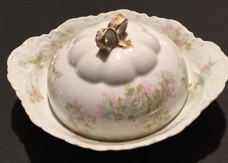 Bretagne Round Covered Butter