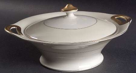 Brookfield Round Covered Vegetable