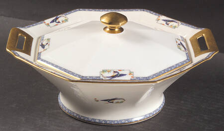 Calcutta (All White) Round Covered Vegetable