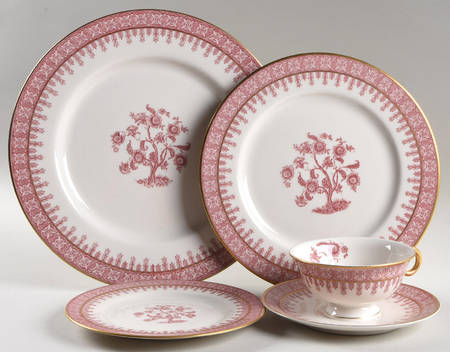 Cambridge Crimson 5 Piece Place Setting