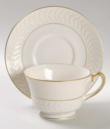 Carlton Footed Cup & Saucer Set